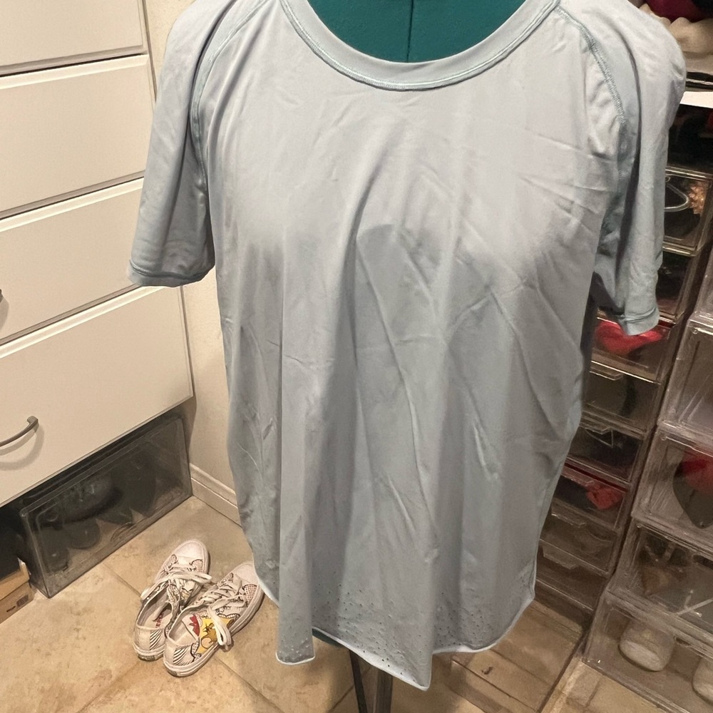 Lululemon cross back athletic shirt
